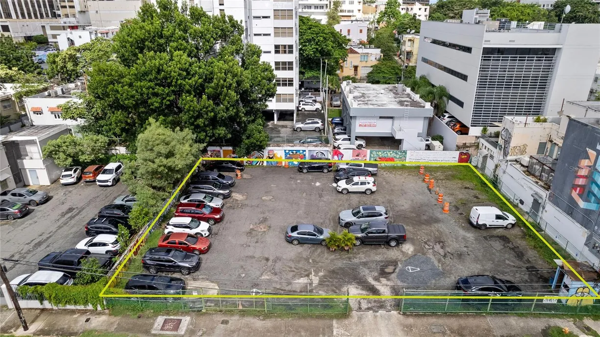 Puerto Rico Real Estate | View 1419 1421 FERNANDEZ JUNCOS AVE. | Listing