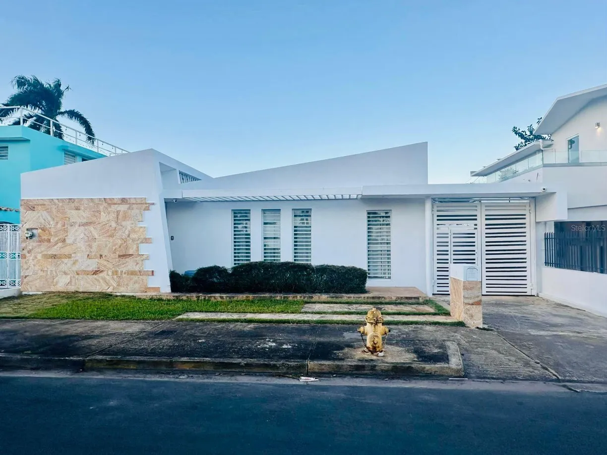 Puerto Rico Real Estate | View 2219 CACIQUE ST. SANTA TERESITA UNDERPASS