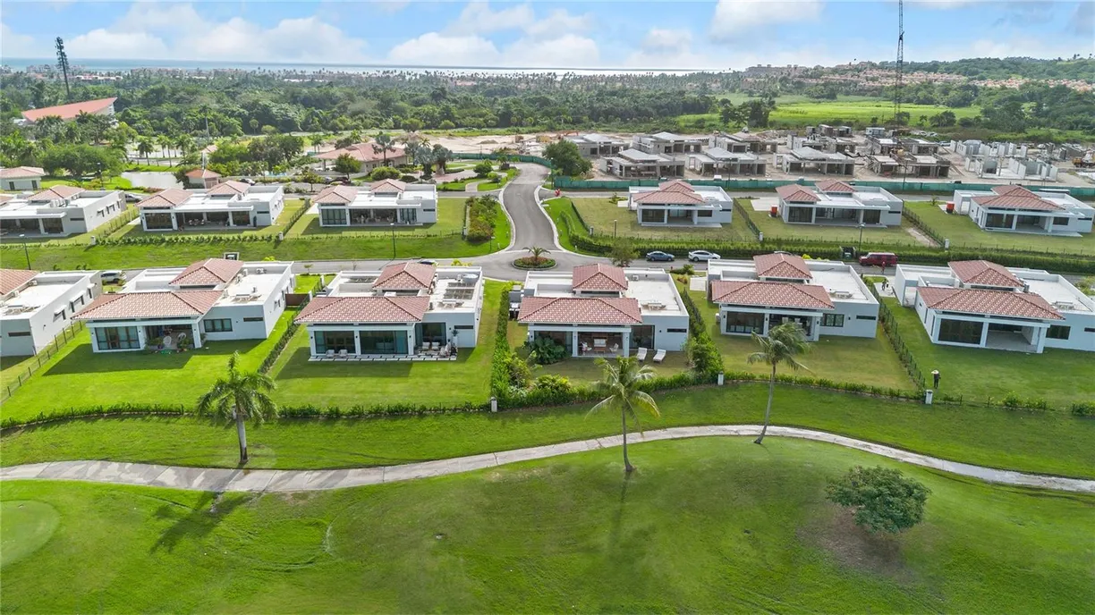 Puerto Rico Real Estate | View 49 LOS LAGOS | Listing