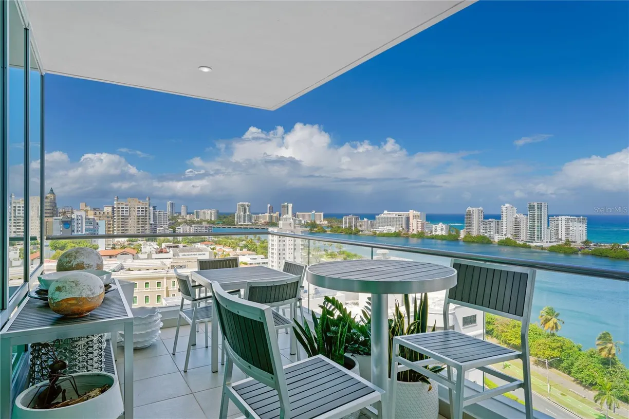 Puerto Rico Real Estate | View 555 MONSERRATE STREET, 1404 | 3 Beds, 3 Baths