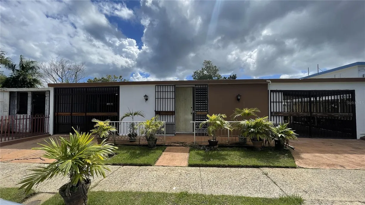 Puerto Rico Real Estate | View 4DN19 VILLA FONTANA VIA 30 | 4 Beds, 3 Baths