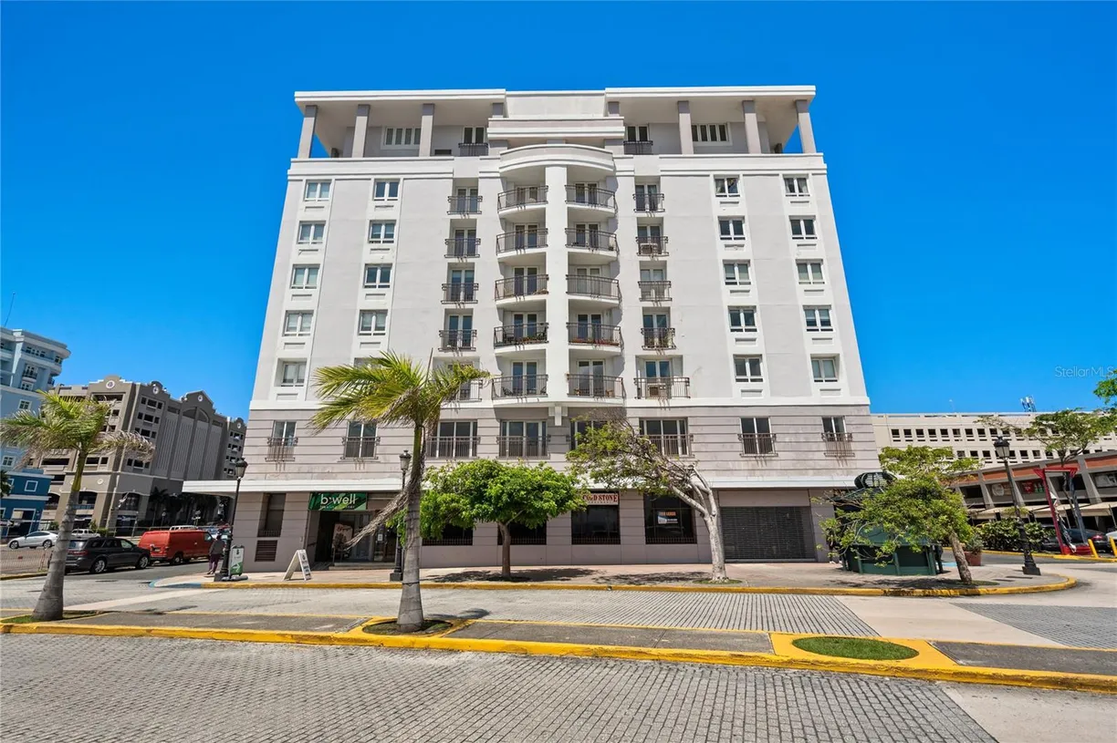 Puerto Rico Real Estate | View 100 P. GILBERTO CONCEPCION DE GRACIA, PH-703 | Listing