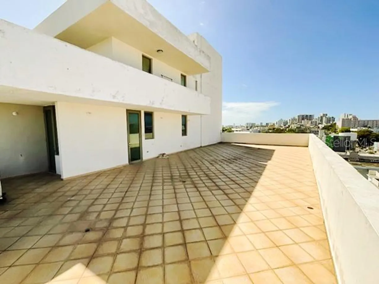 Puerto Rico Real Estate | View 1863 The City FERNANDEZ JUNCOS AVENUE, 804 | Listing