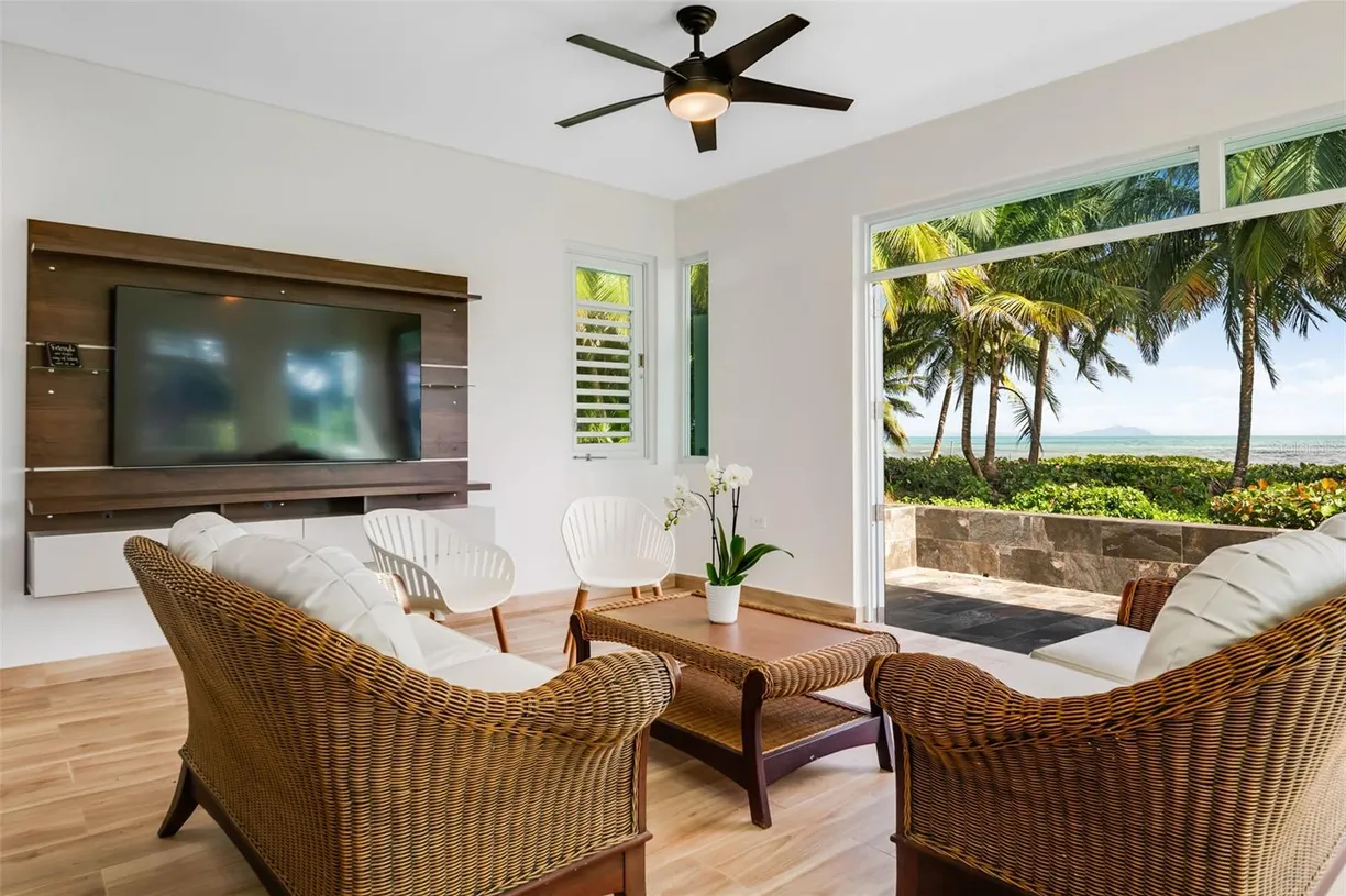 Puerto Rico Real Estate | View Calle 1 PUNTA SANTIAGO | 4 Beds, 3 Baths