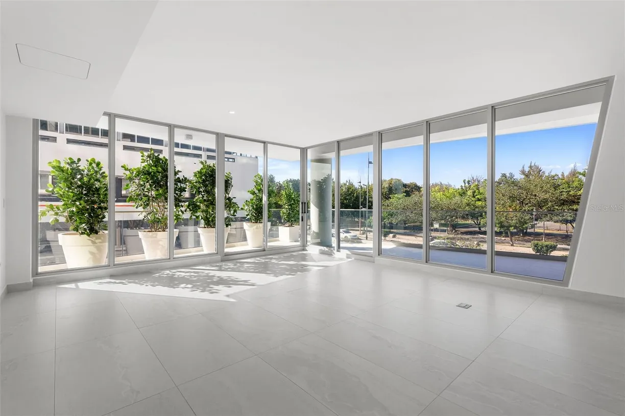 Puerto Rico Real Estate | View 540 A. de la Constitucion LE PARC, 302 | Listing