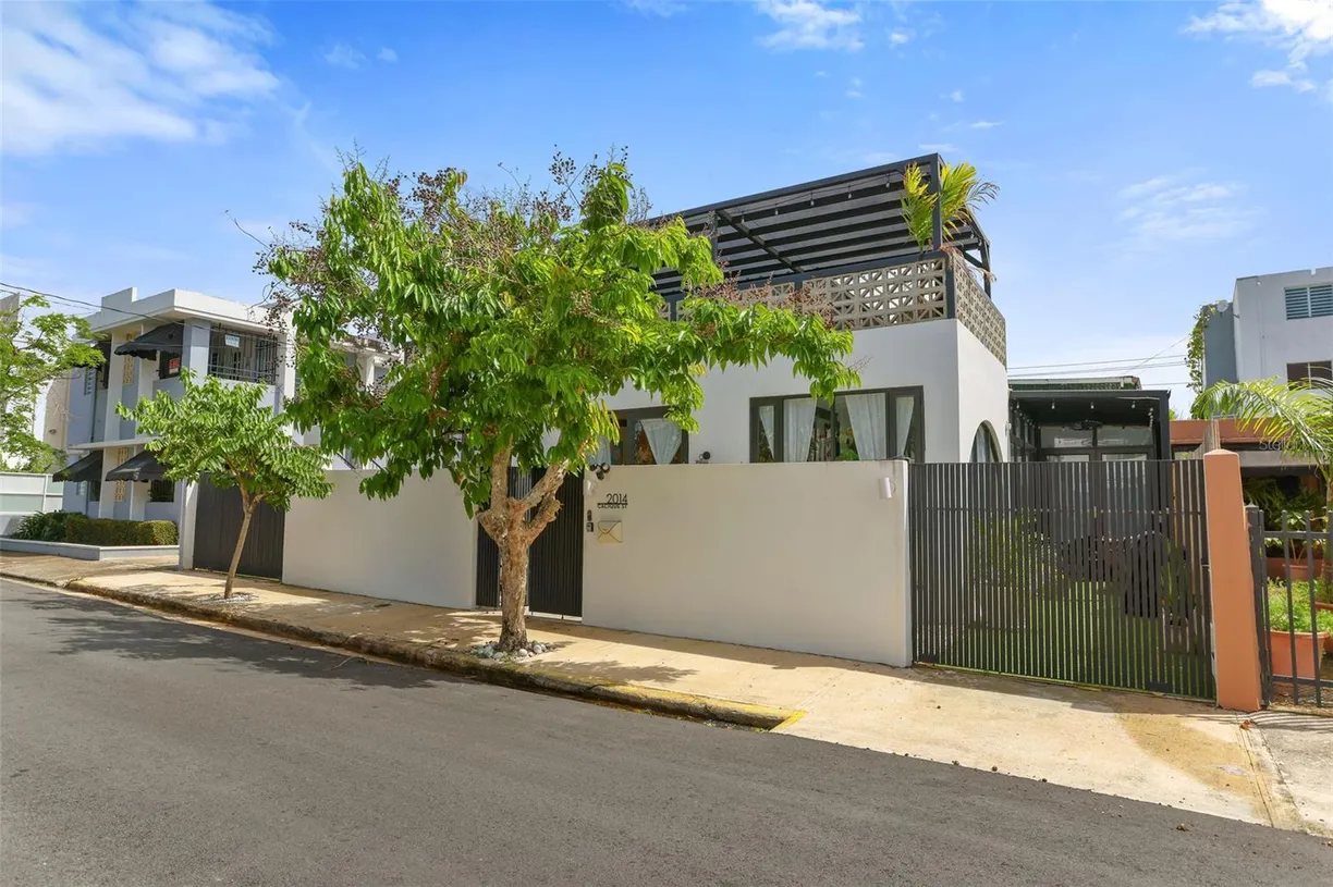Puerto Rico Real Estate | View 2014 CACIQUE | 4 Beds, 3 Baths