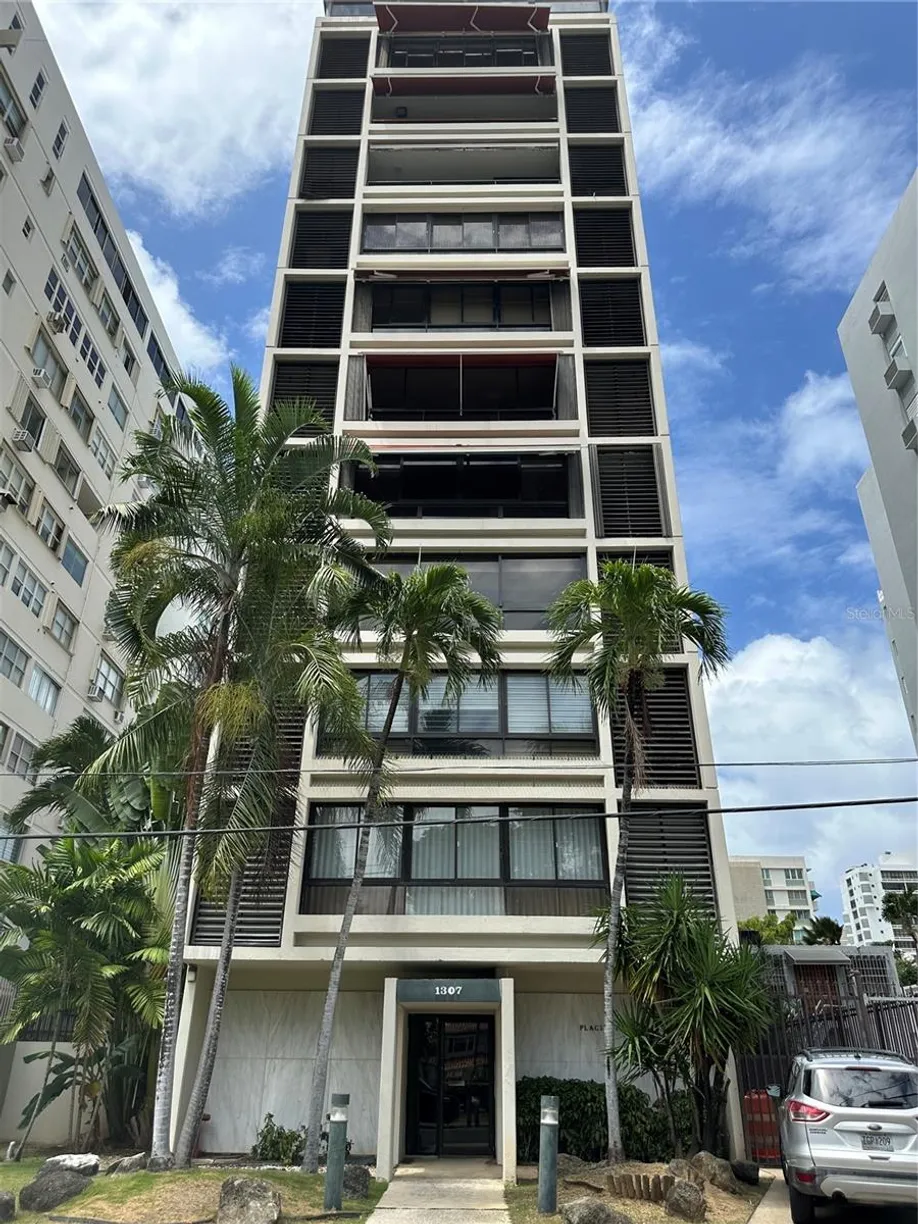 Puerto Rico Real Estate | View 1307 AVENIDA MAGDALENA, 2 | 4 Beds, 3 Baths