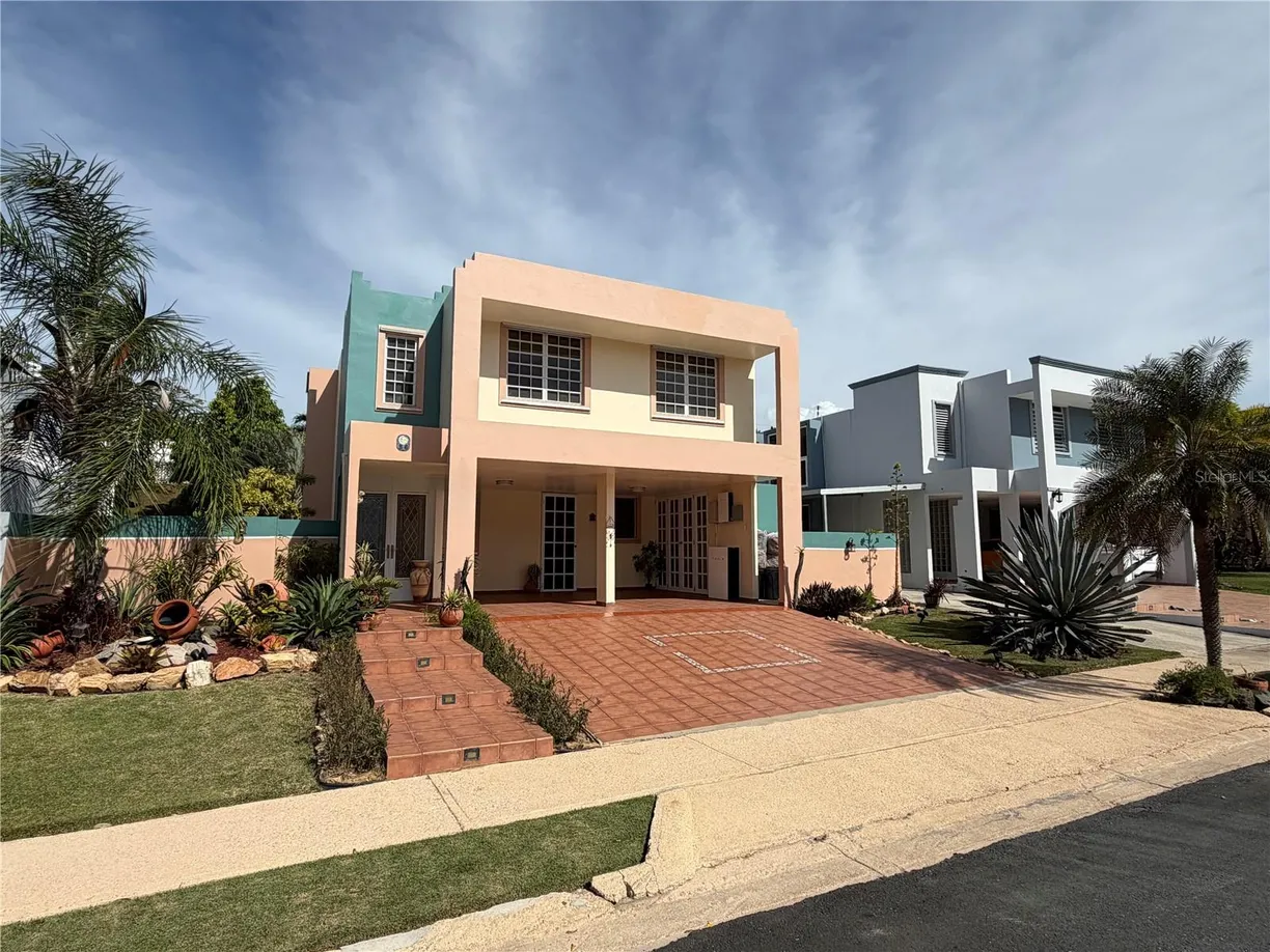 URB VISTAS DE RIO GRANDE 1 #B-6, RIO GRANDE, PR 00745 Property for sale