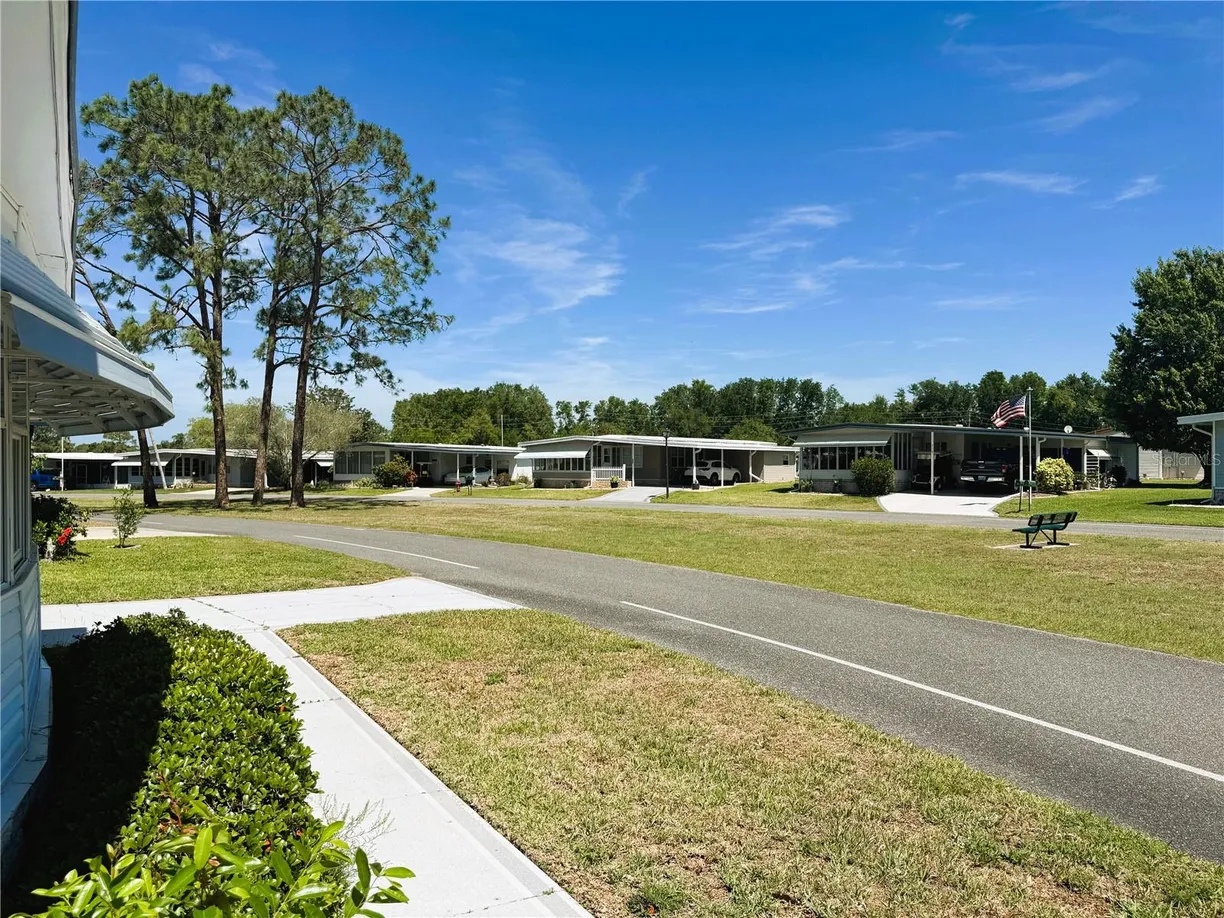 Central Florida Real Estate | View 511 HAWTHORNE BOULEVARD | Listing