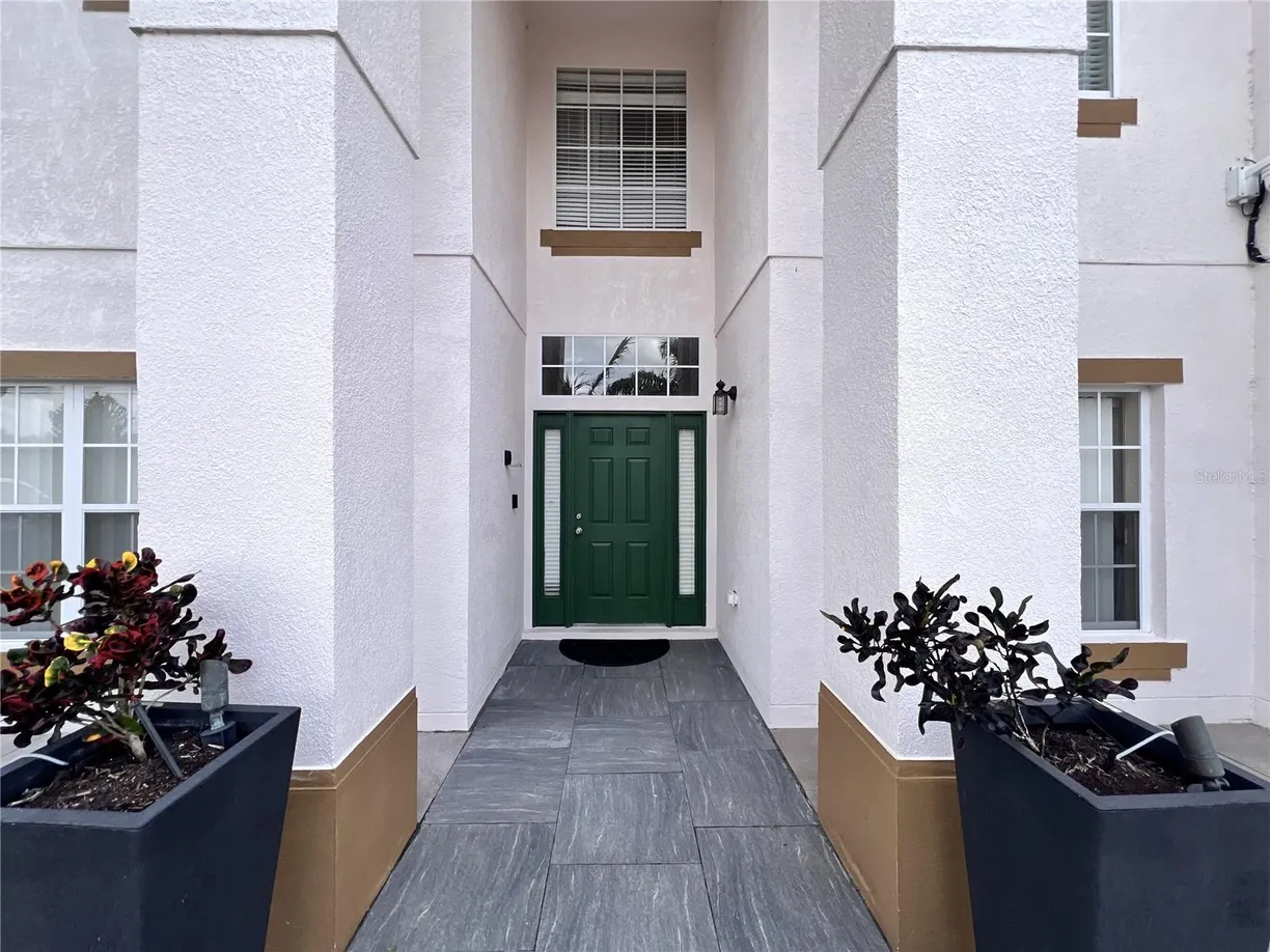 Central Florida Real Estate | View  | 7 Beds, 4 Baths