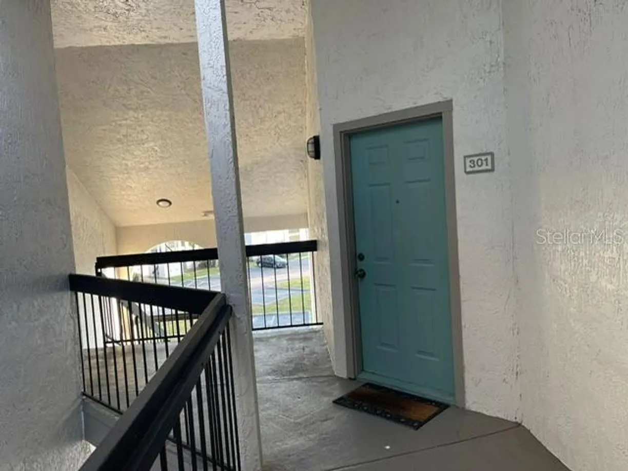 Central Florida Real Estate | View 2131 CASCADES BLVD, 301 | Listing