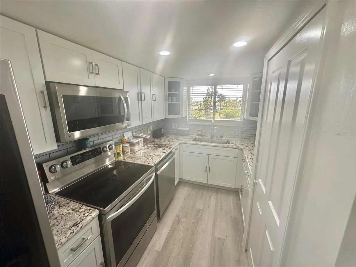 Sarasota/St. Petersburg Real Estate | View 6009 SEA RANCH DRIVE, 101 | Listing