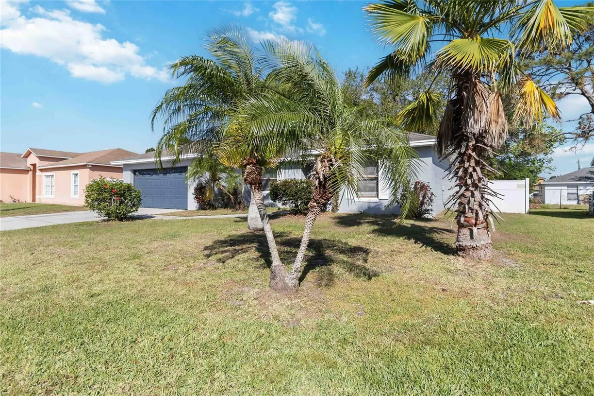 Central Florida Real Estate | View 218 CRANBROOK DRIVE | Listing