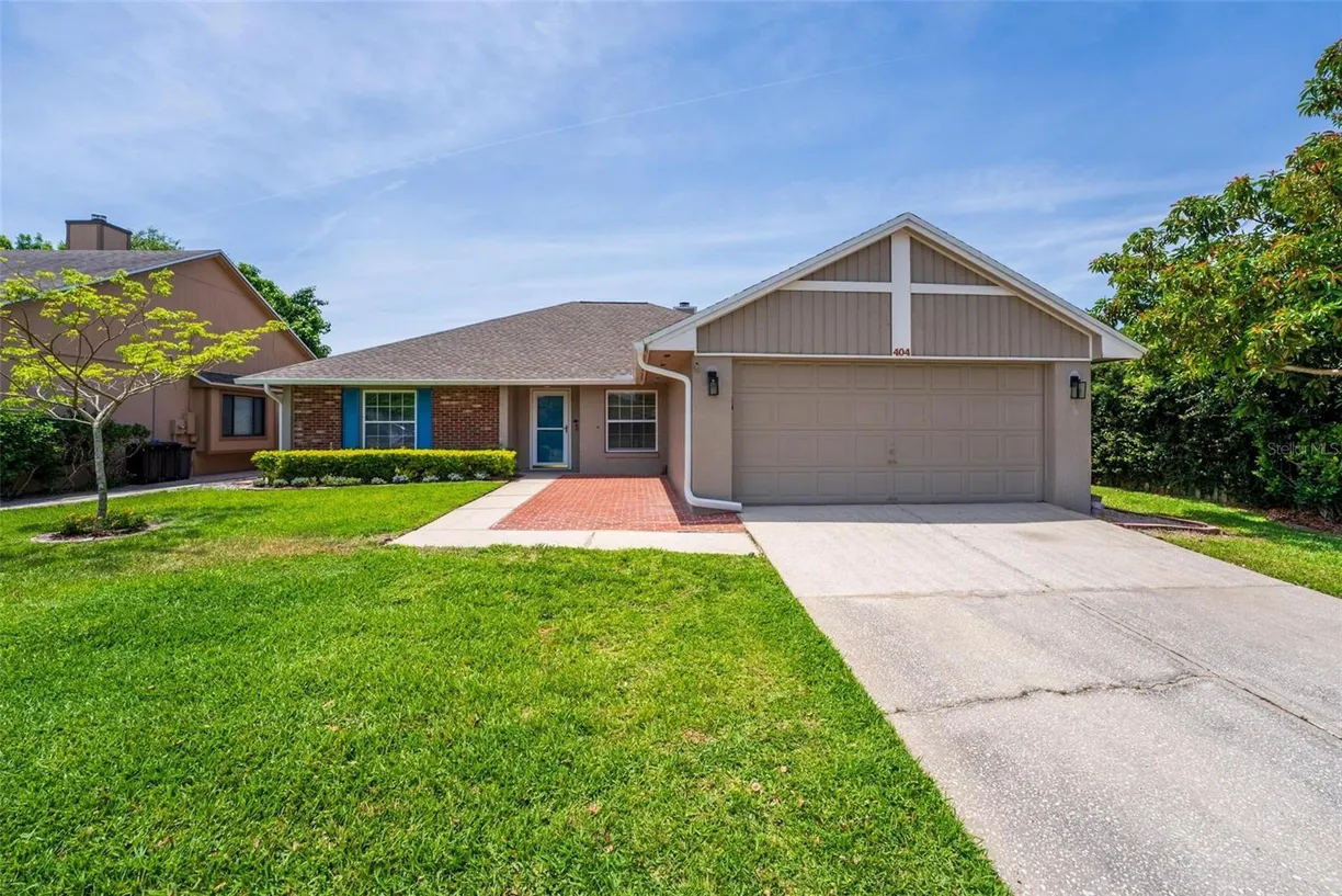 Central Florida Real Estate | View 404 N SUNDANCE DRIVE | Listing