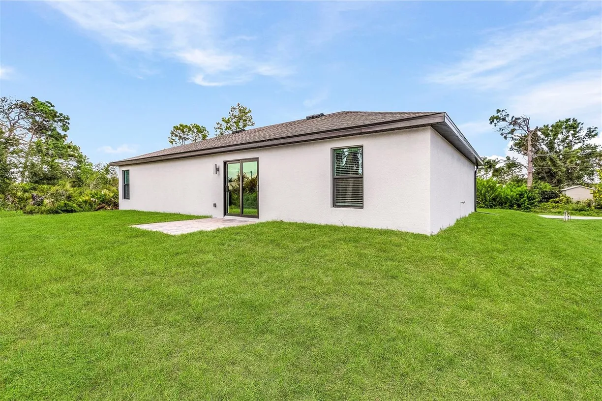 Sarasota/St. Petersburg Real Estate | View 6022 GILLOT BOULEVARD | Listing