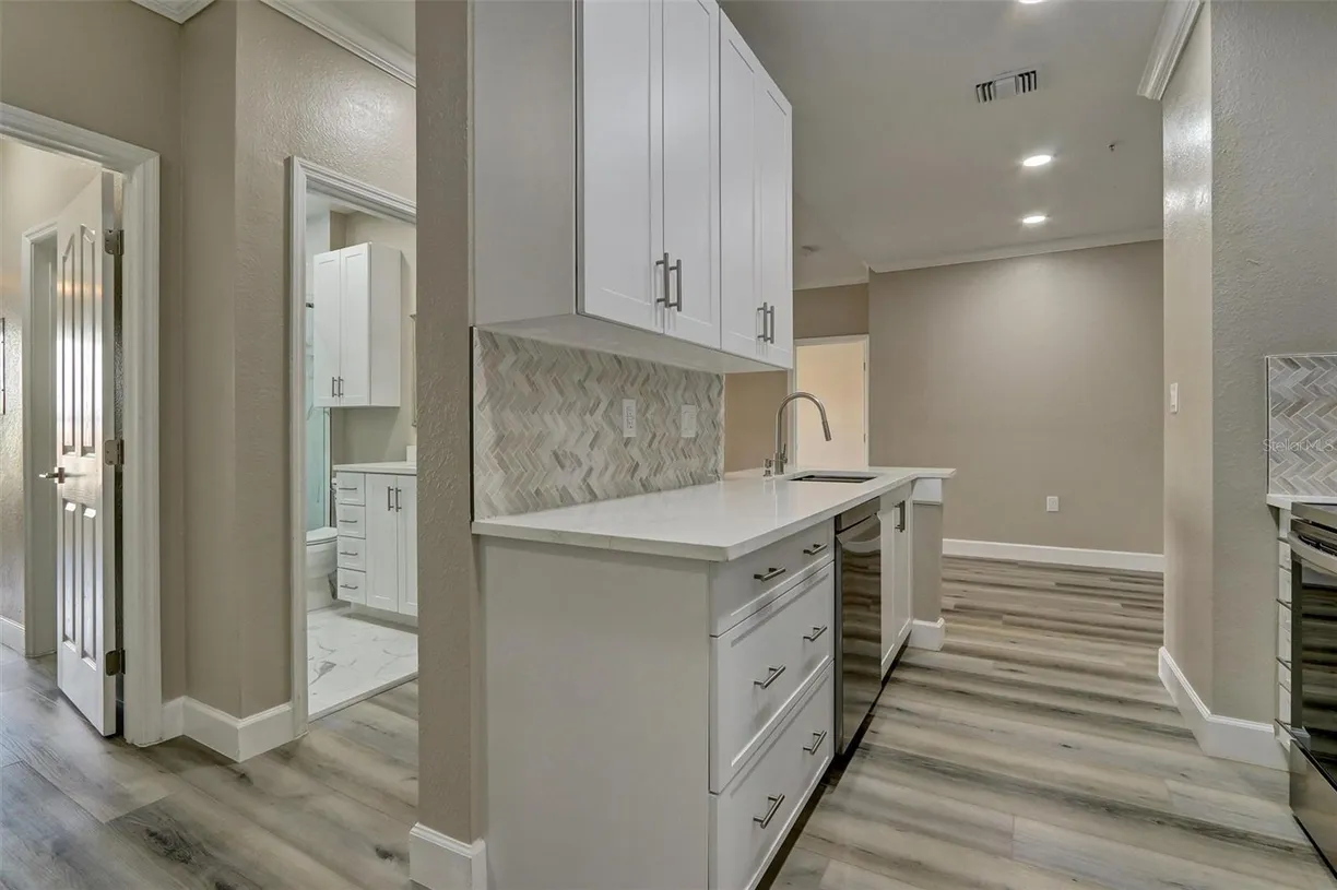 Sarasota/St. Petersburg Real Estate | View 5000 CULBREATH KEY WAY, 4-306 | Listing