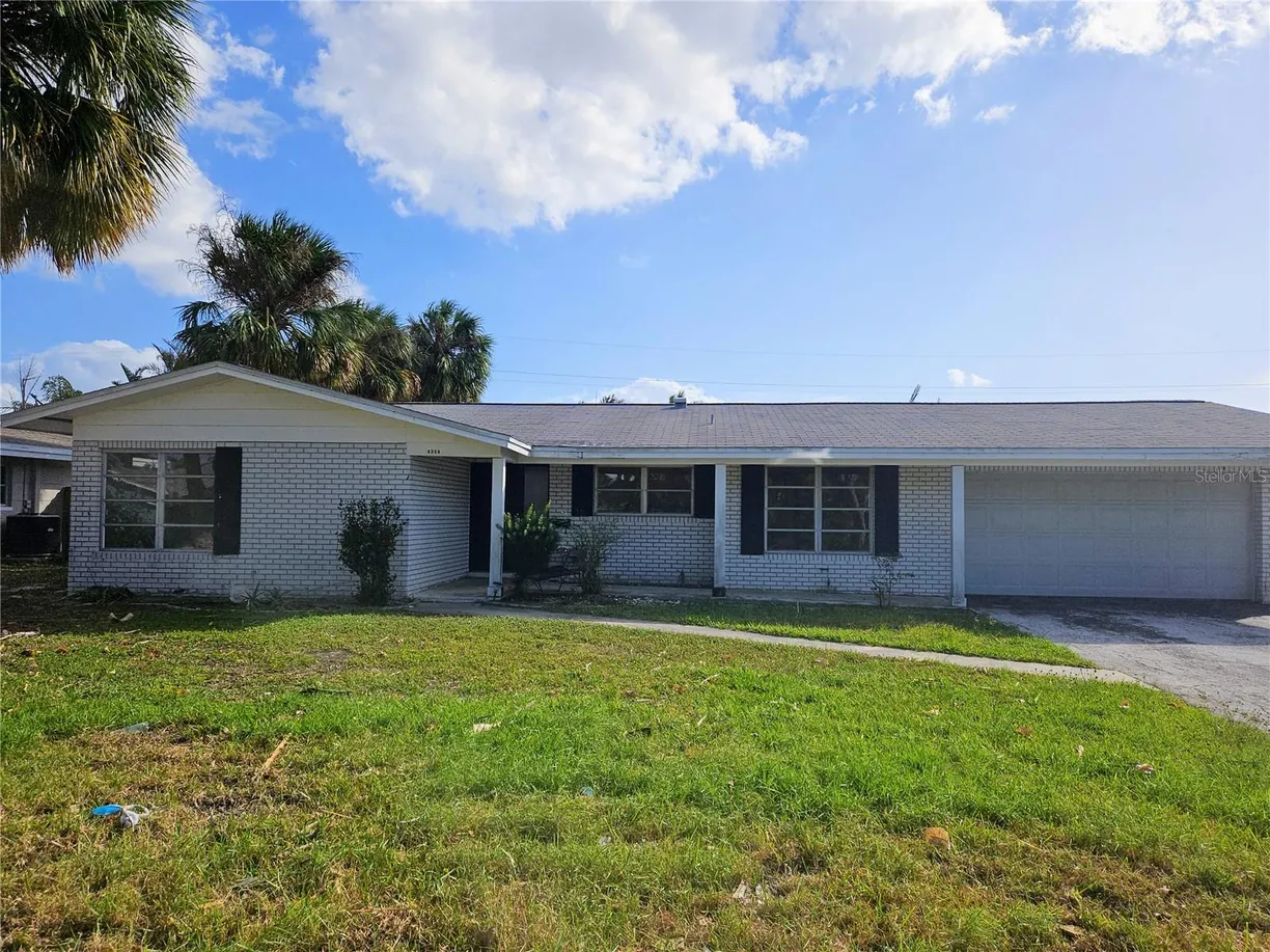 Sarasota/St. Petersburg Real Estate | View 4354 50TH TERRACE | 3 Beds, 2 Baths