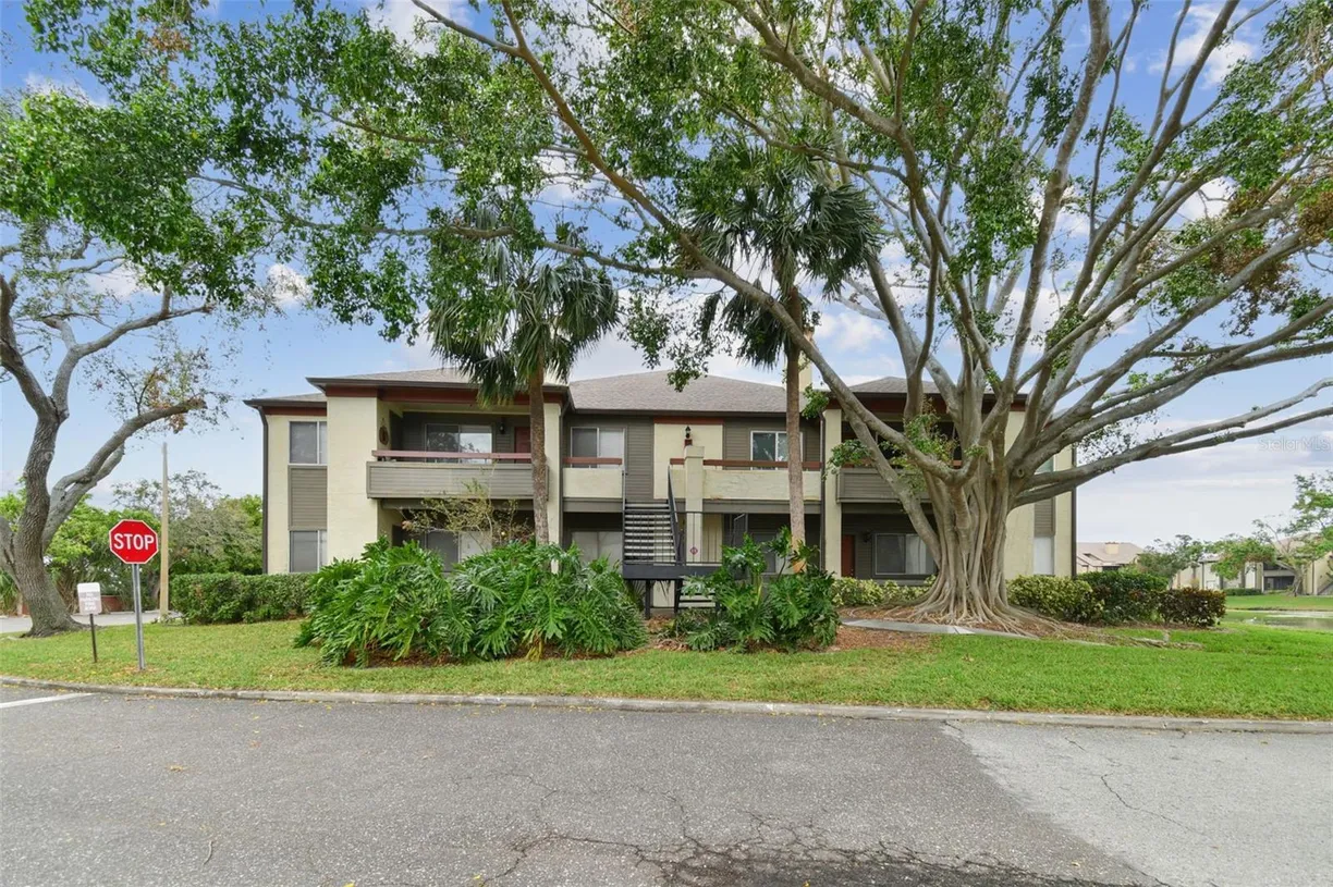 Sarasota/St. Petersburg Real Estate | View 10263 GANDY BLVD N BOULEVARD, 2005 | Listing