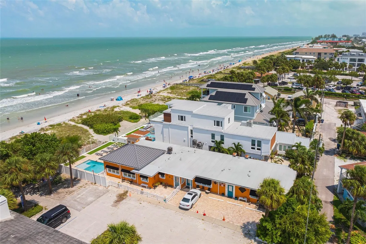 Sarasota/St. Petersburg Real Estate | View 1600 BEACH TRAIL | 6 Beds, 4 Baths