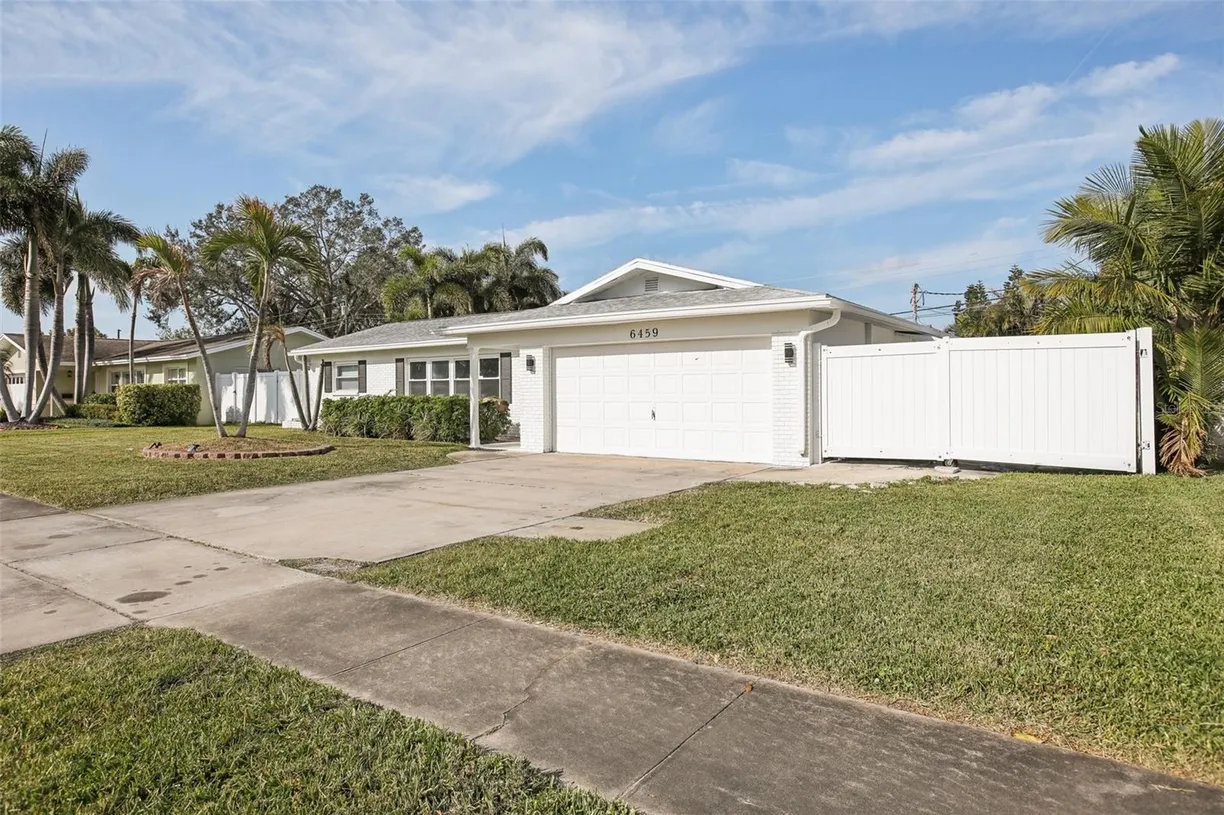 Sarasota/St. Petersburg Real Estate | View 6459 30TH AVENUE | Listing