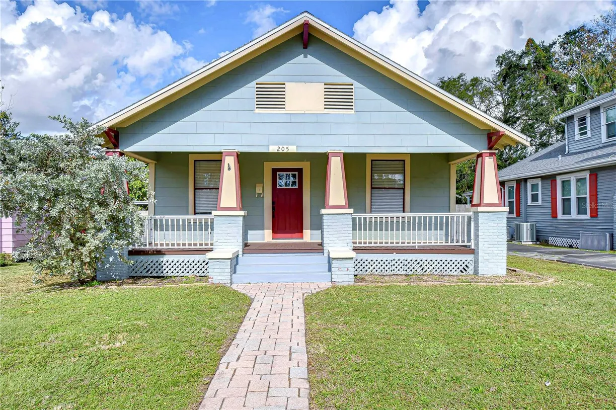 Sarasota/St. Petersburg Real Estate | View 205 W EMMA STREET | 3 Beds, 1 Bath