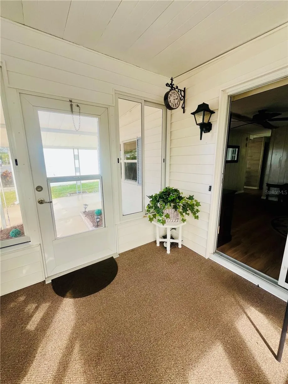 Sarasota/St. Petersburg Real Estate | View 61 TANGLEWOOD DRIVE | Listing