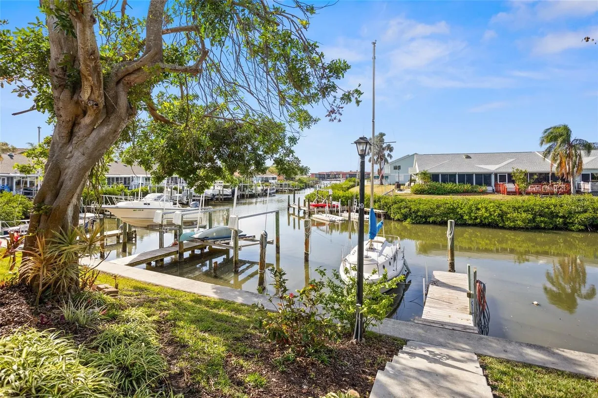 Sarasota/St. Petersburg Real Estate | View 9386 TRADEWINDS AVENUE | Listing