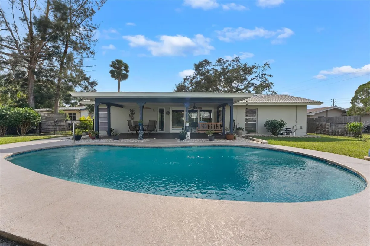 Sarasota/St. Petersburg Real Estate | View 1985 BYRAM DRIVE | Listing