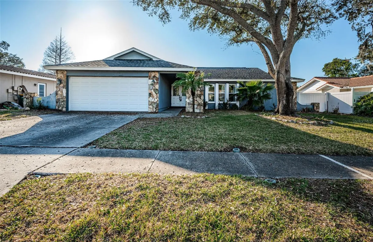 Sarasota/St. Petersburg Real Estate | View 435 LAUGHING GULL LANE | 3 Beds, 3 Baths