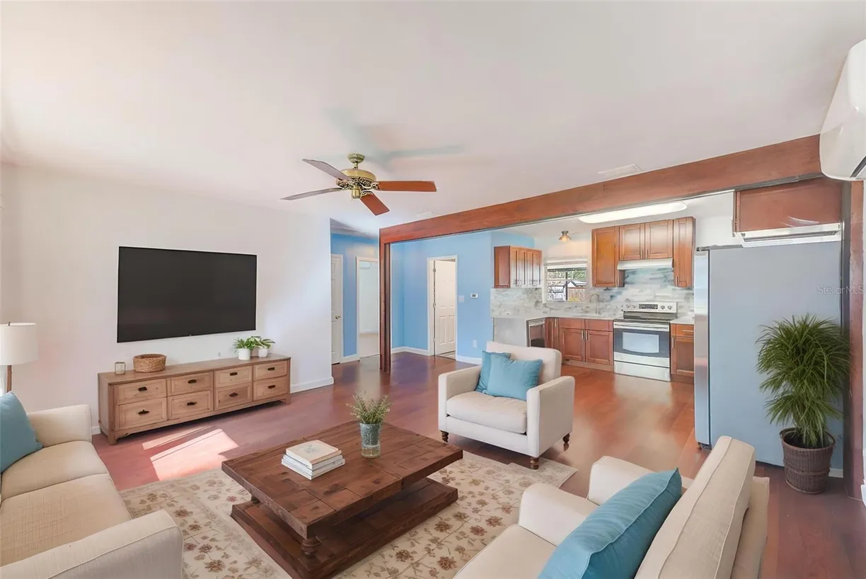 Sarasota/St. Petersburg Real Estate | View 21 BELLE MEADE CIRCLE | Listing