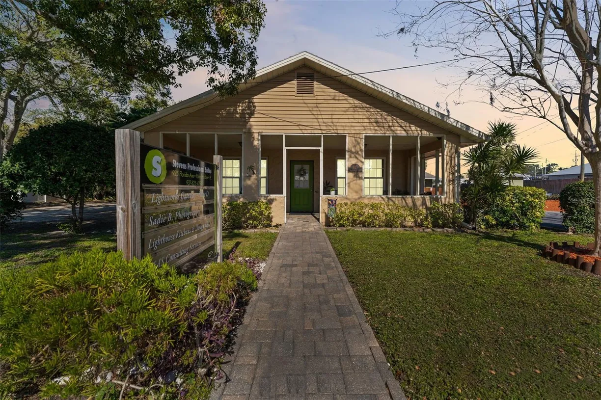 Sarasota/St. Petersburg Real Estate | View 931 and 925 FLORIDA AVENUE | 7 Beds, 3 Baths