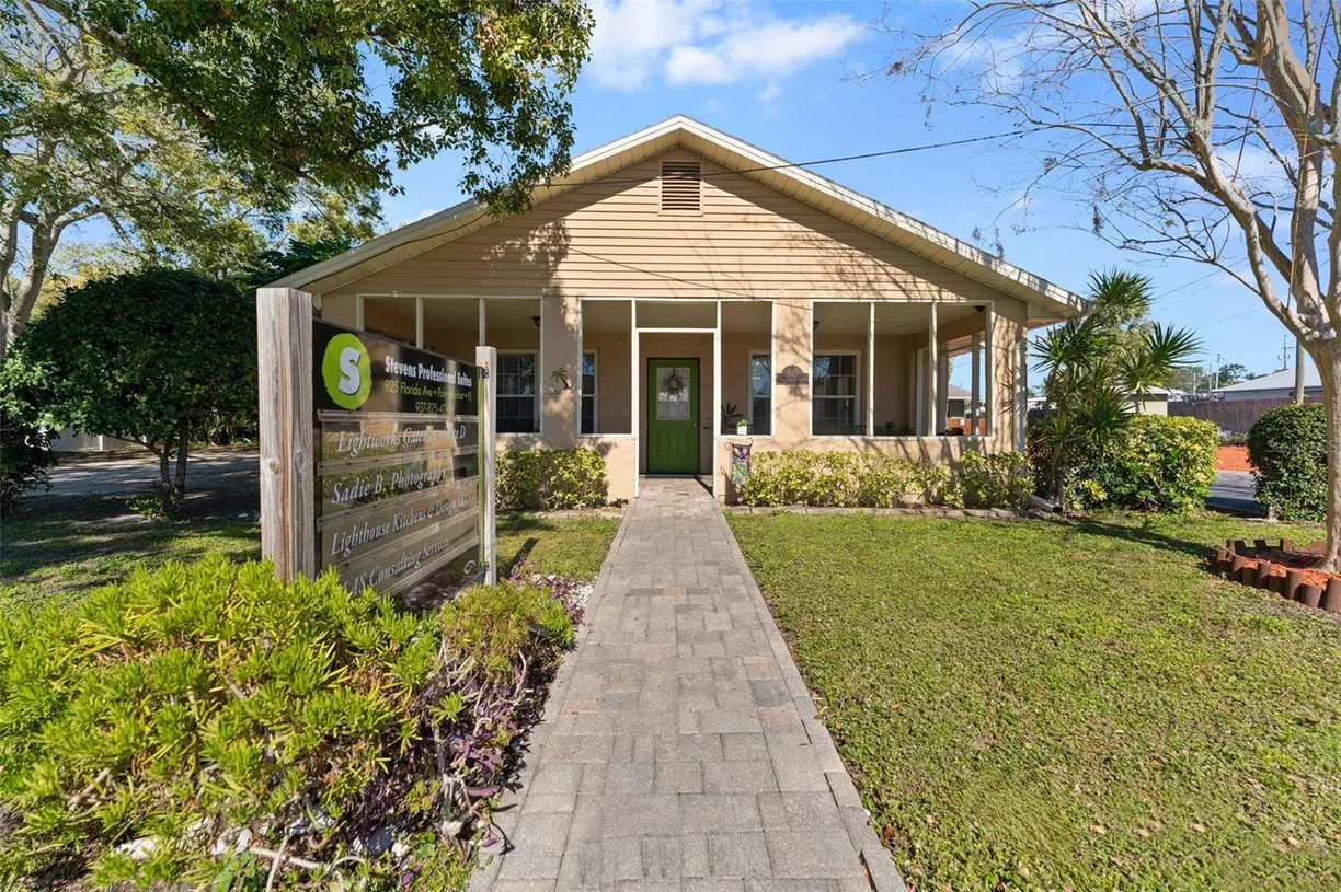 Sarasota/St. Petersburg Real Estate | View 931 and 925 FLORIDA AVENUE | Listing