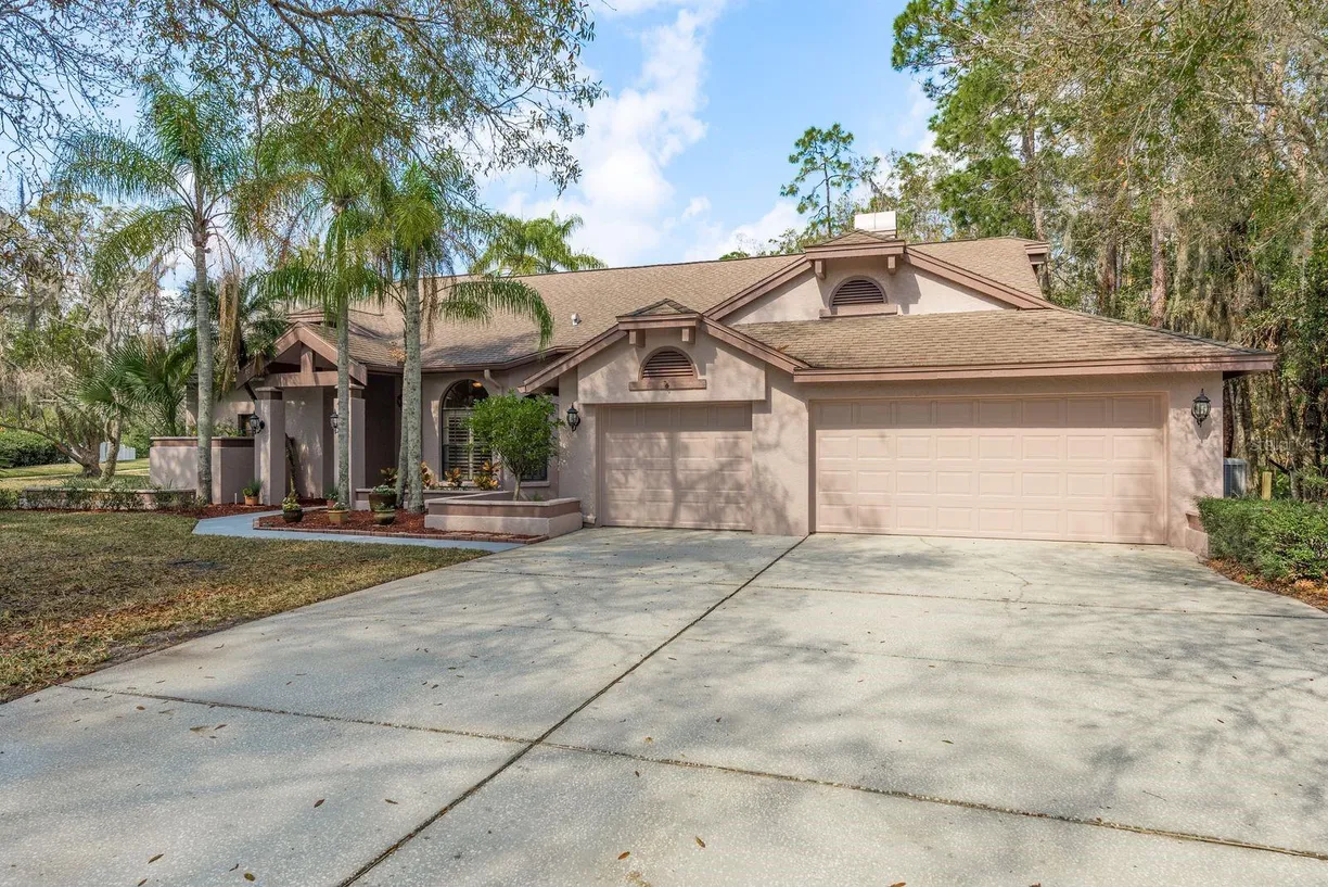 Sarasota/St. Petersburg Real Estate | View 170 GREENHAVEN CIRCLE | 3 Beds, 2 Baths