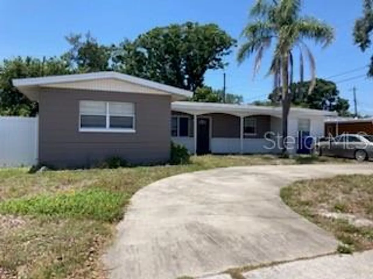 Sarasota/St. Petersburg Real Estate | View 1811 RIDGE ROAD | 3 Beds, 2 Baths