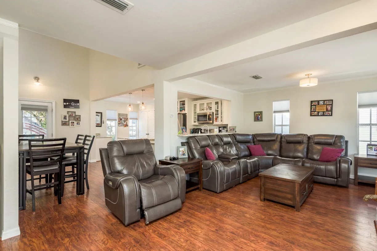 Sarasota/St. Petersburg Real Estate | View 476 REBSTOCK BOULEVARD | Listing