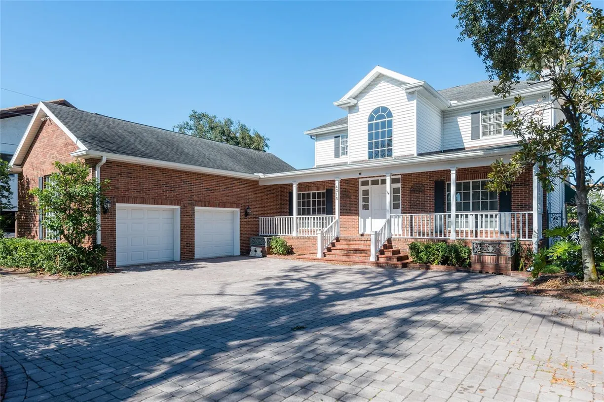 Sarasota/St. Petersburg Real Estate | View 4315 W CLEVELAND STREET | Listing