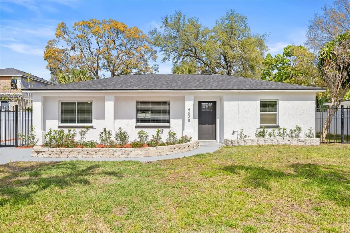 Sarasota/St. Petersburg Real Estate | View 4625 W BAY VILLA AVENUE | 4 Beds, 3 Baths