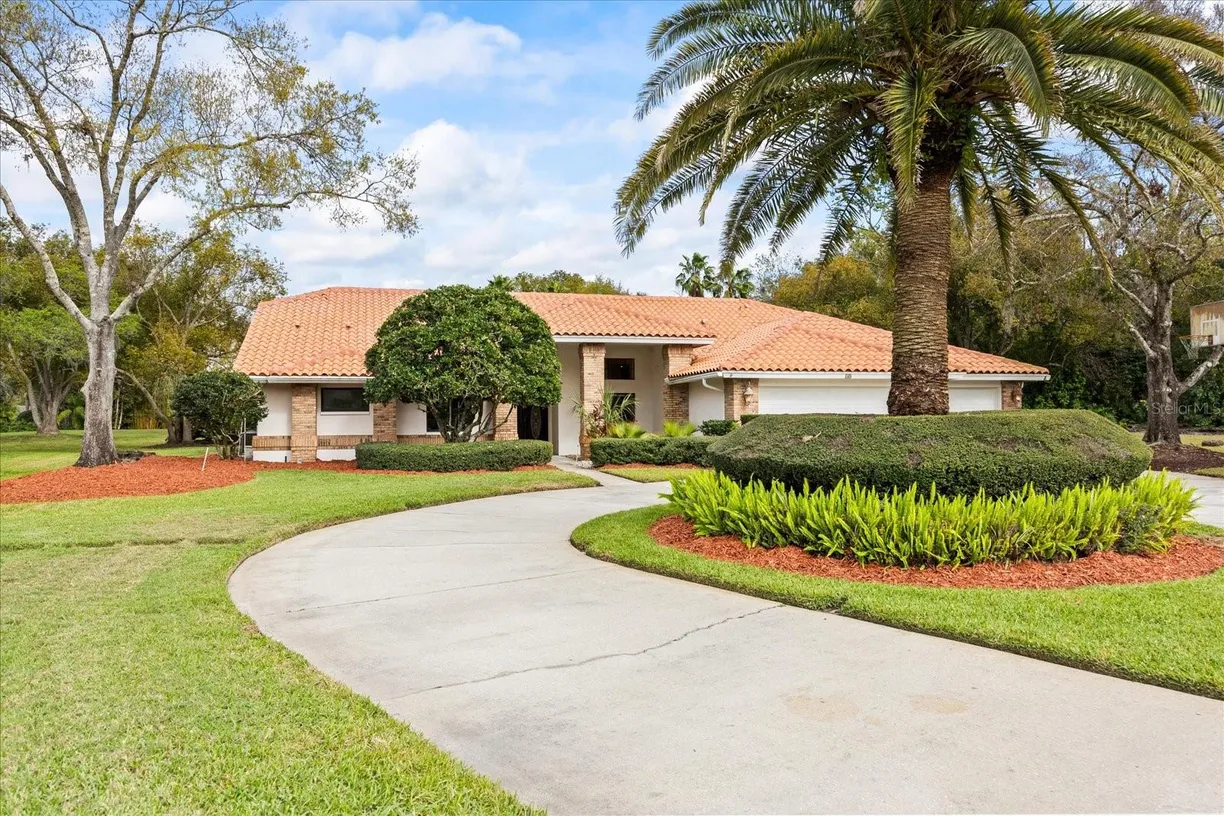 Sarasota/St. Petersburg Real Estate | View 30 STANTON CIRCLE | 4 Beds, 4 Baths