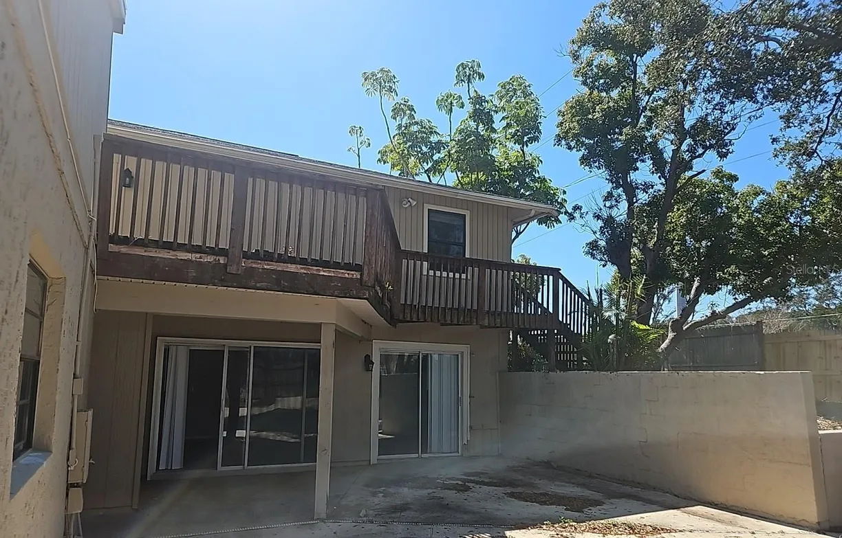 Sarasota/St. Petersburg Real Estate | View 70 DURHAM COURT | Listing
