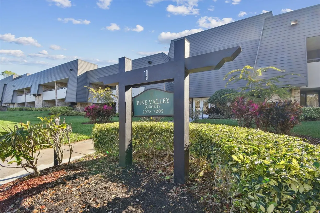 Sarasota/St. Petersburg Real Estate | View 36750 US HIGHWAY 19, 19308 | 2 Beds, 2 Baths