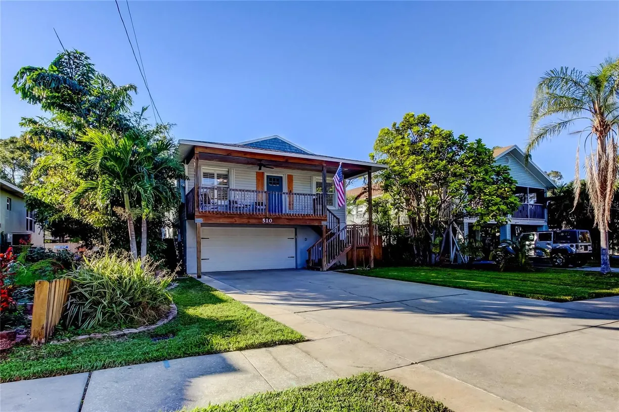 Sarasota/St. Petersburg Real Estate | View 510 PINE AVENUE | 3 Beds, 2 Baths