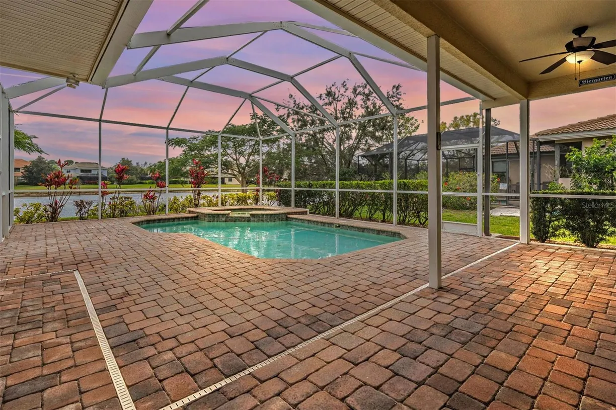 Sarasota/St. Petersburg Real Estate | View 2665 LAKEBREEZE LANE | Listing
