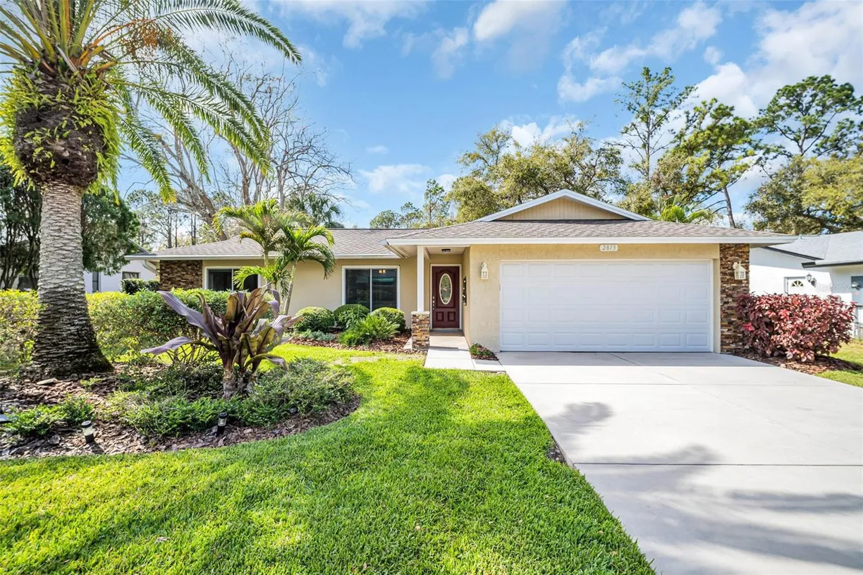Sarasota/St. Petersburg Real Estate | View 2873 DOONE CIRCLE | 2 Beds, 2 Baths