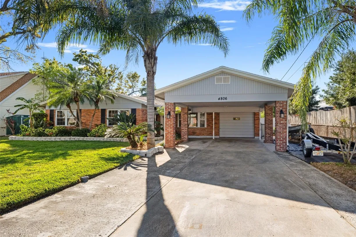 Sarasota/St. Petersburg Real Estate | View 4806 BAY CREST DRIVE | 3 Beds, 2 Baths