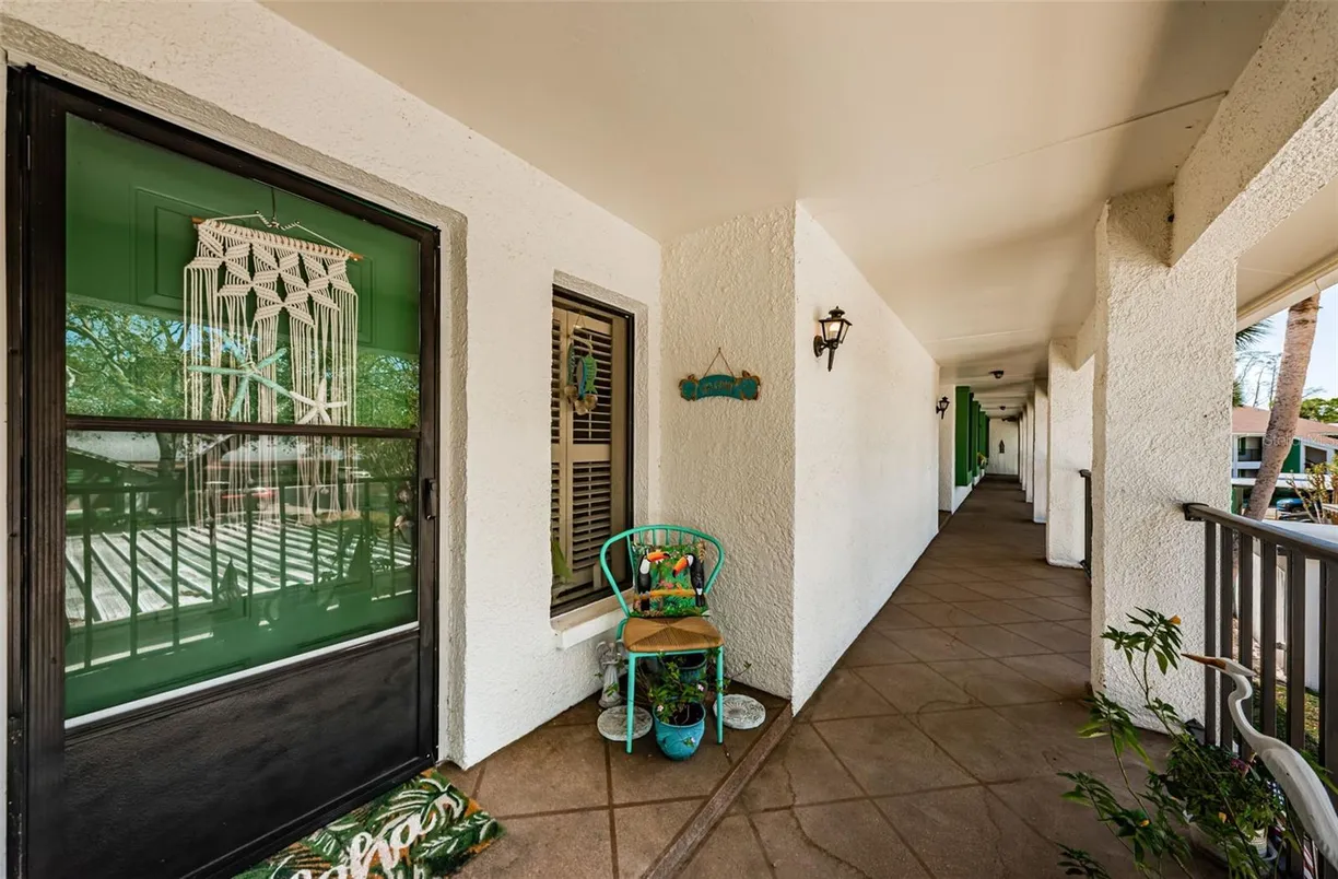Sarasota/St. Petersburg Real Estate | View 2537 ROYAL PINES CIRCLE, 19I | 1 Bed, 1 Bath