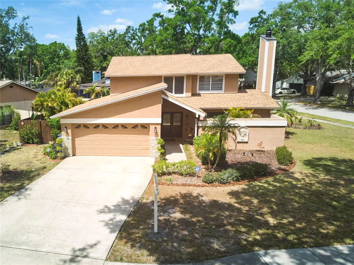 Sarasota/St. Petersburg Real Estate | View 3103 TARAGROVE DRIVE | 3 Beds, 2 Baths