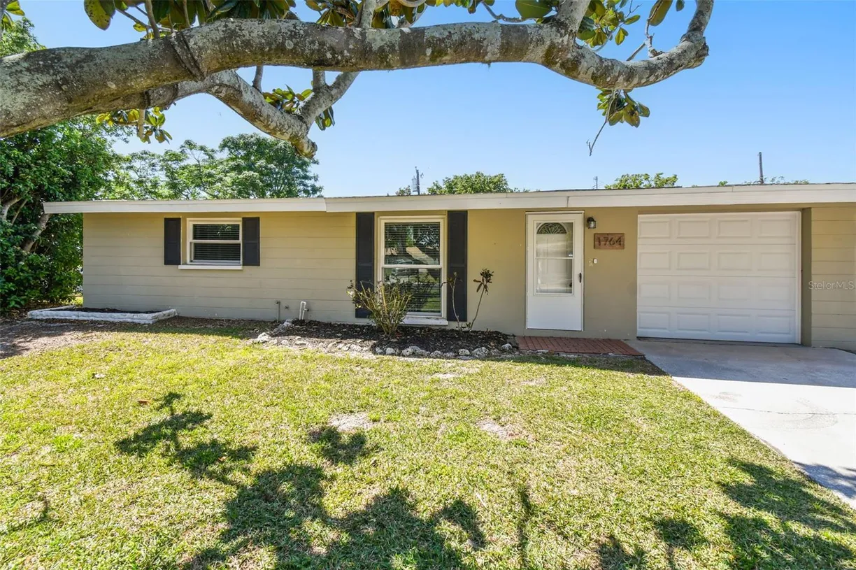 Sarasota/St. Petersburg Real Estate | View 1764 ST CROIX DRIVE | 2 Beds, 1 Bath