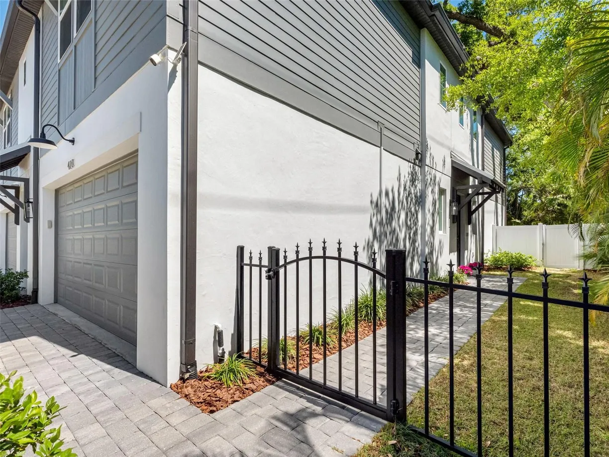 Sarasota/St. Petersburg Real Estate | View 410 S CHURCH AVENUE | Listing