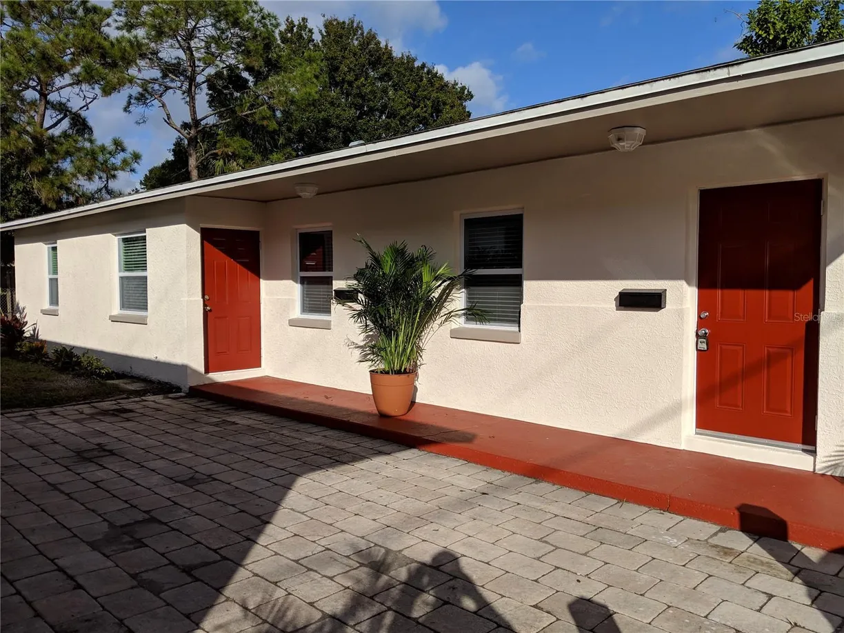 Sarasota/St. Petersburg Real Estate | View 6625 S WEST SHORE BOULEVARD | 4 Beds