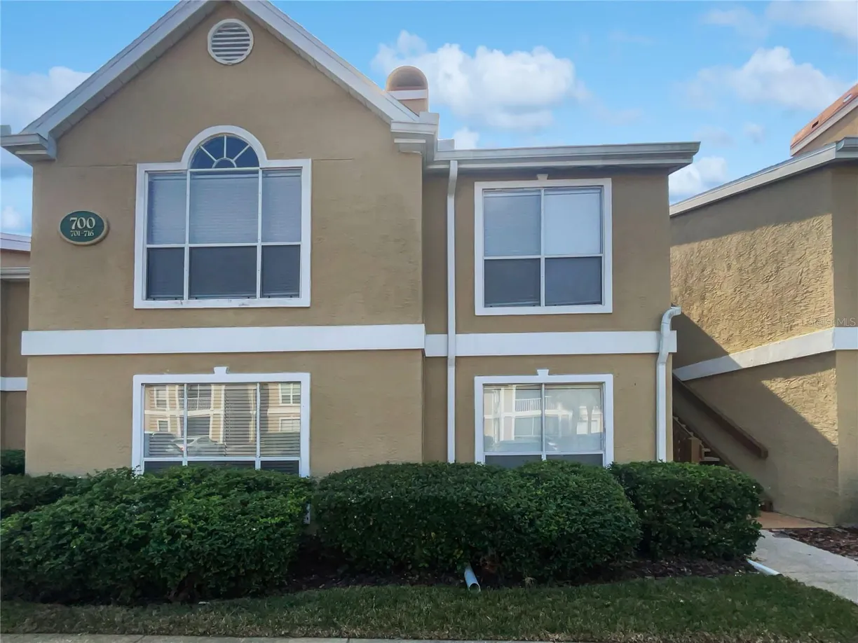 Sarasota/St. Petersburg Real Estate | View 9481 HIGHLAND OAK DRIVE, 703 | 2 Beds, 2 Baths